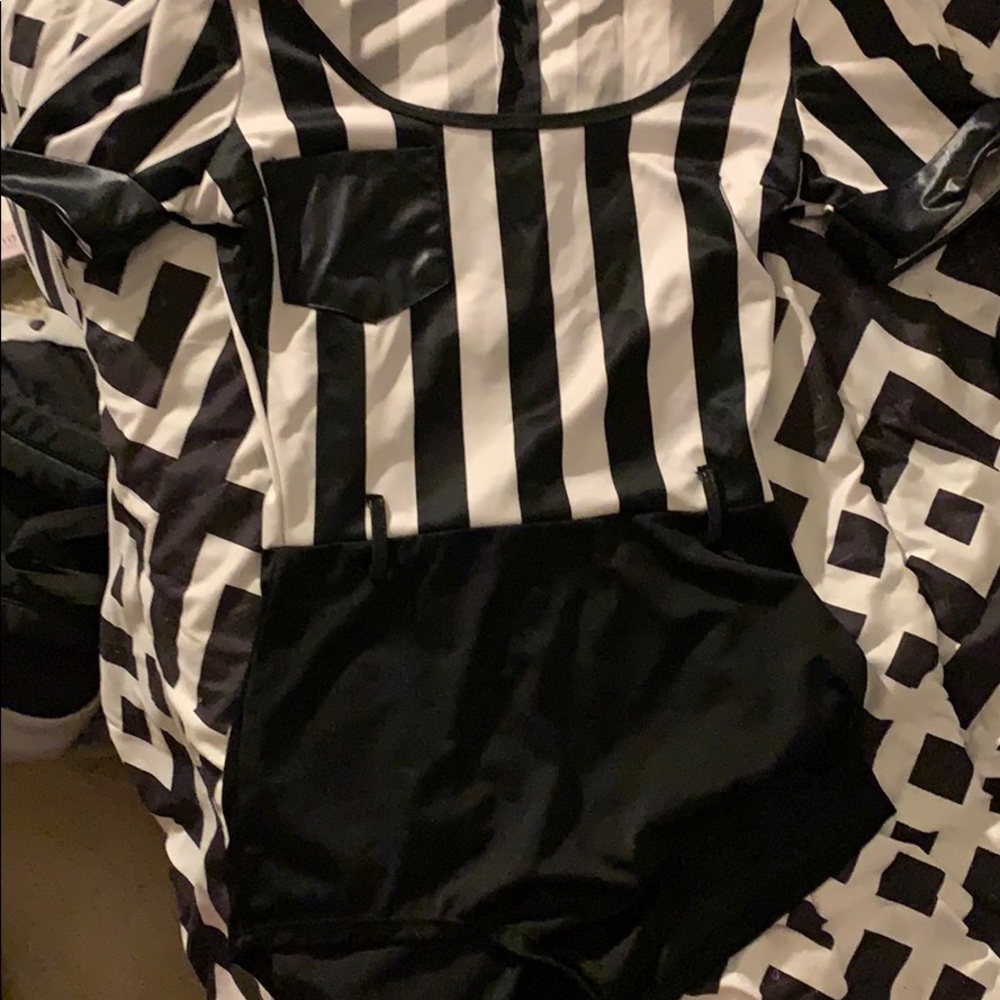Ref Halloween costume